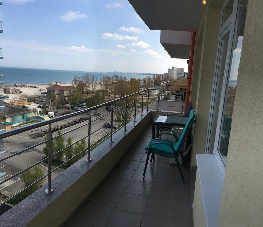 Velier Apartment Mamaia Exterior foto
