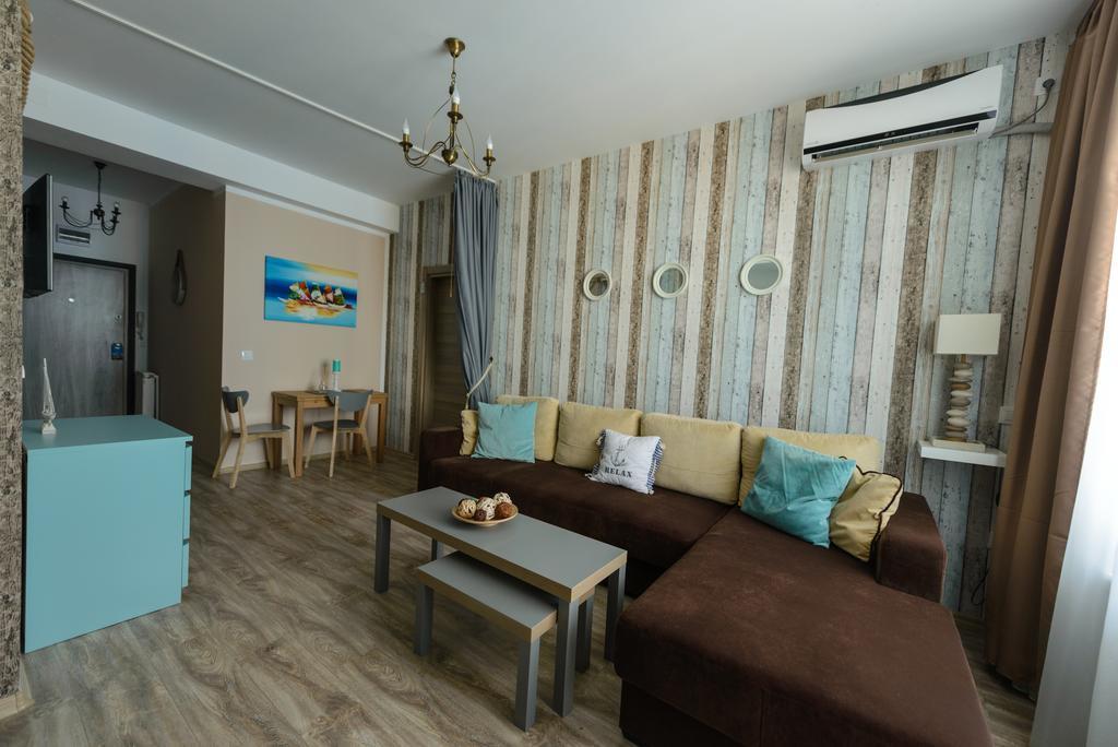 Velier Apartment Mamaia Exterior foto